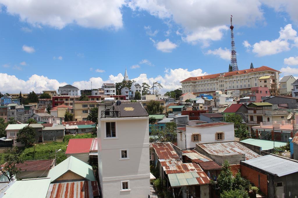 Blue Sky Homestay Далат Экстерьер фото